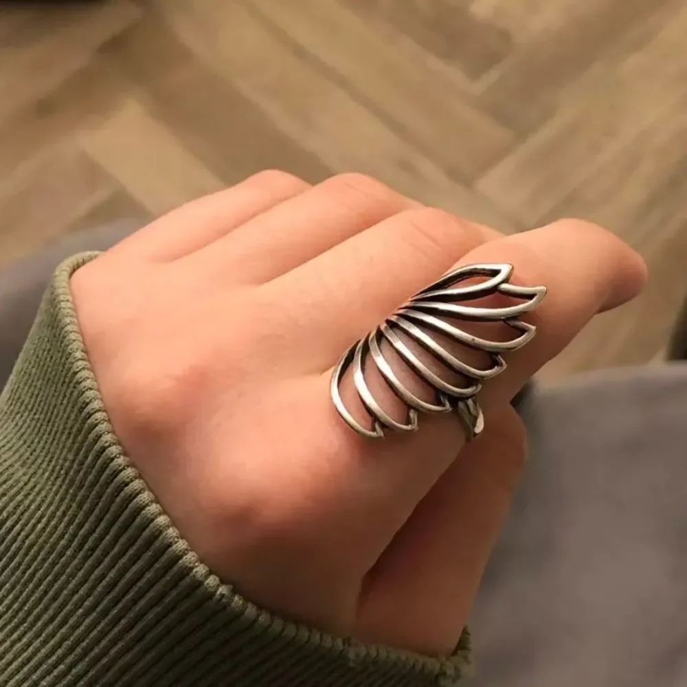 SILVER ADJUSTABLE OVERSIZED PETAL FASHION RING‎